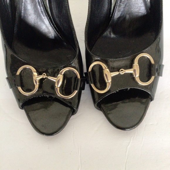 GUCCI BLACK PATENT LEATHER HORSEBIT HEELS SIZE 10 - Picture 9 of 16